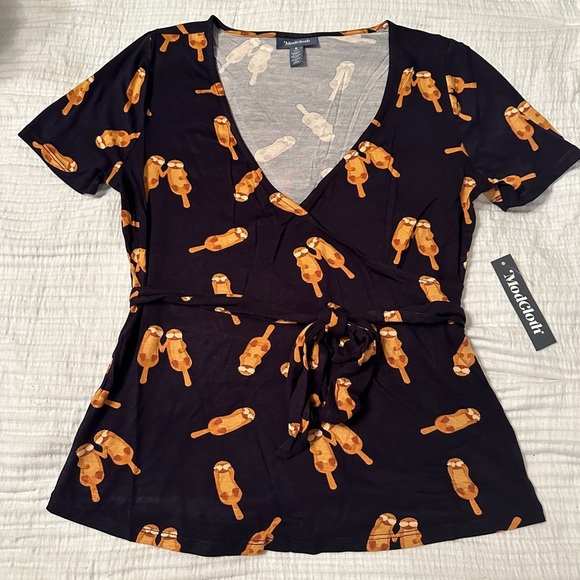 ModCloth Surplice Is Right Faux-Wrap Top - NWT - Size S - Picture 4 of 12